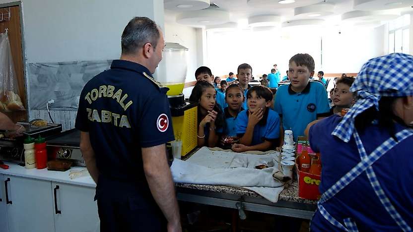 Torbalı'da okul kantinlerine sıkı denetim