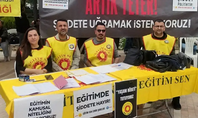 Torbalı'da eğitimcilerden 'Yaşam Nöbeti': Şiddete karşı tepki büyüyor